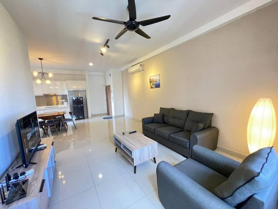 Meridin Medini By Wp Homestay 누사자야 외부 사진
