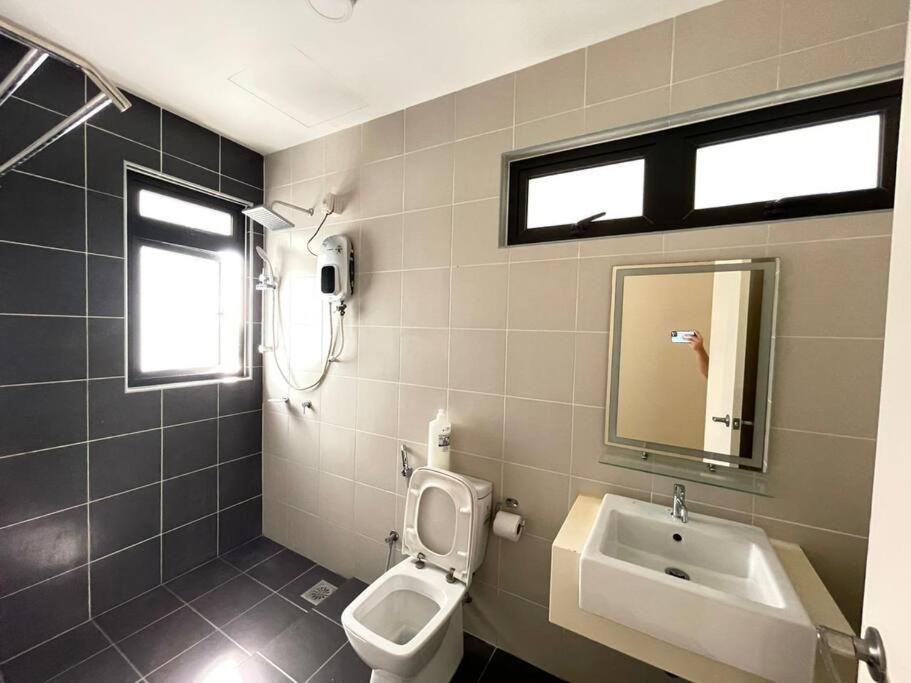 Meridin Medini By Wp Homestay 누사자야 외부 사진