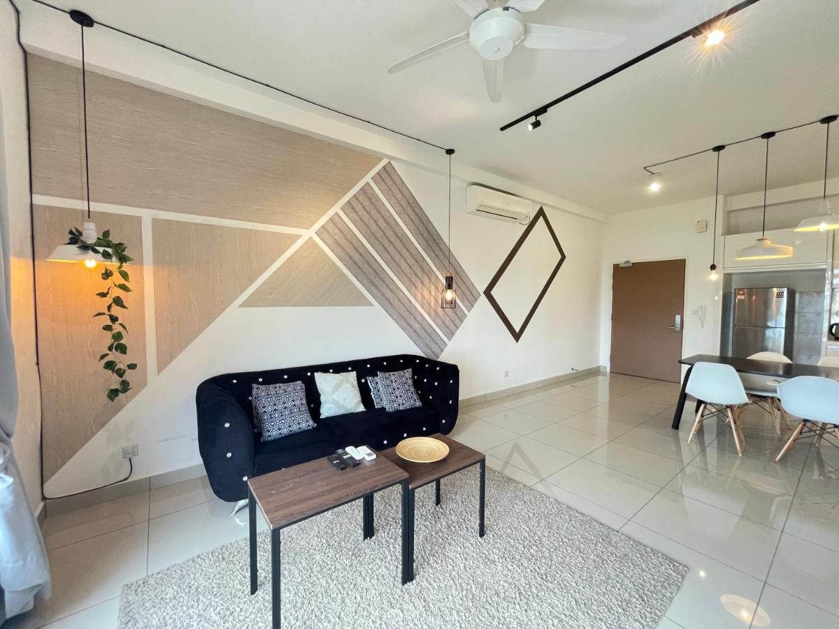 Meridin Medini By Wp Homestay 누사자야 외부 사진